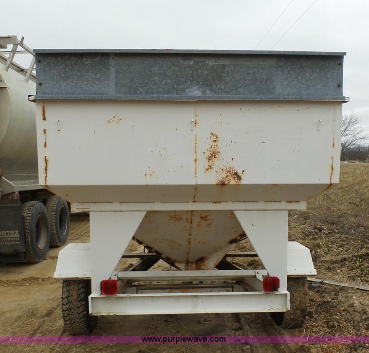 image for item K7672 Seed tender