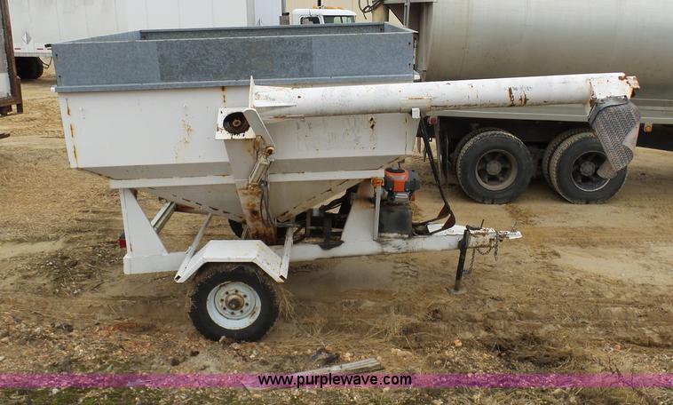 image for item K7672 Seed tender