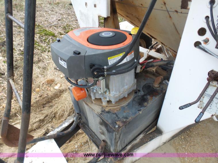 image for item K7672 Seed tender