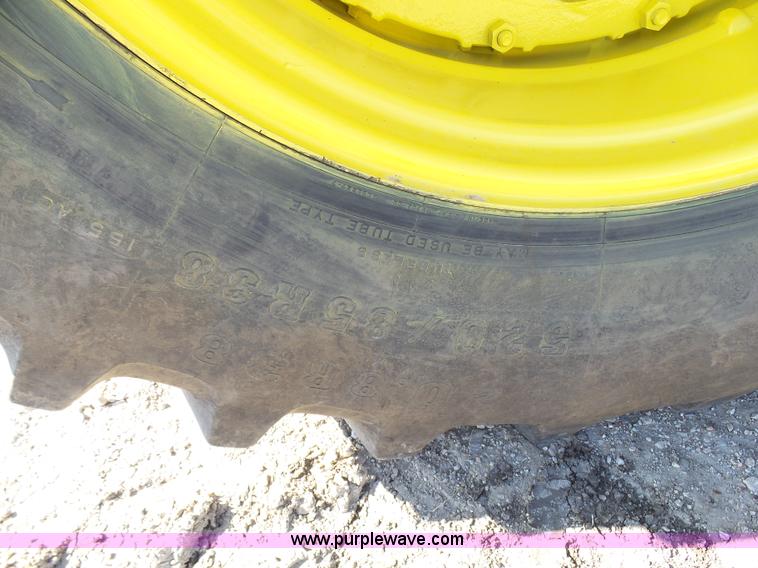 image for item L1512 1988 John Deere 4450 tractor