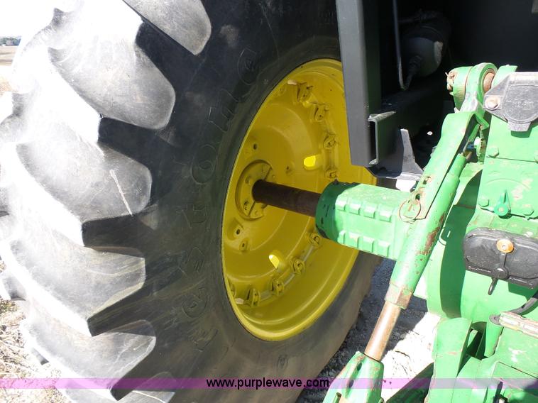 image for item L1512 1988 John Deere 4450 tractor