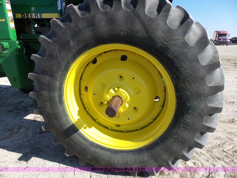image for item L1512 1988 John Deere 4450 tractor