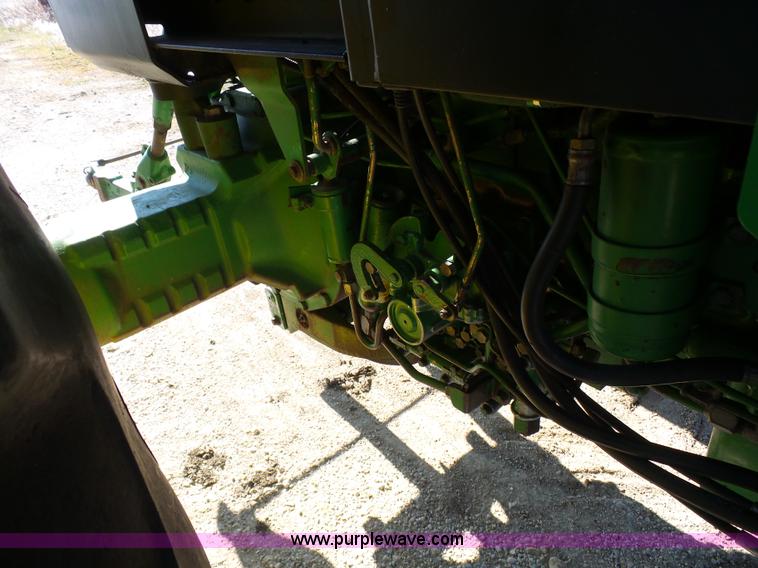 image for item L1512 1988 John Deere 4450 tractor