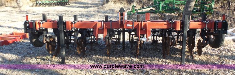 image for item L2368 Unverferth Ripperstripper in-line ripper