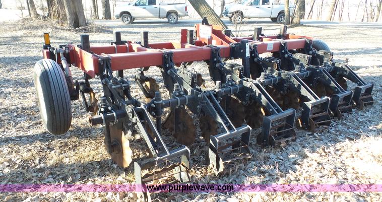 image for item L2368 Unverferth Ripperstripper in-line ripper