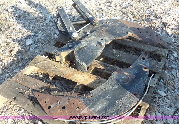 image for item L2368 Unverferth Ripperstripper in-line ripper