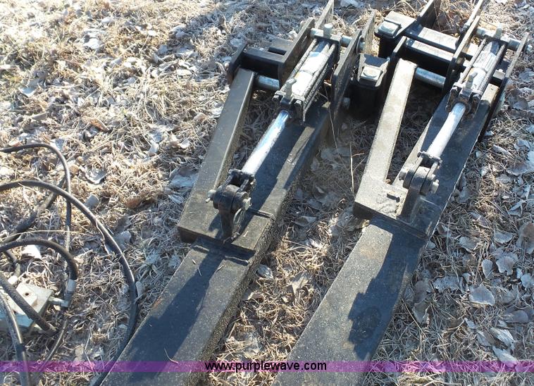 image for item L2368 Unverferth Ripperstripper in-line ripper