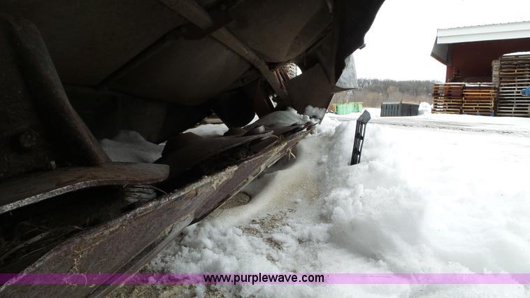 image for item L3924 AGCO 3009 disc mower