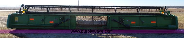 image for item L5394 2000 John Deere 930F flex head