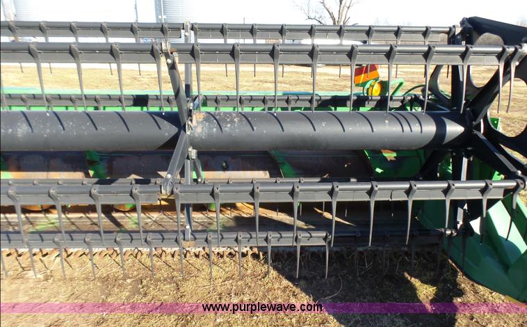 image for item L5394 2000 John Deere 930F flex head