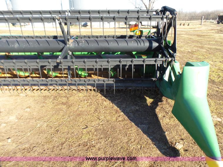 image for item L5394 2000 John Deere 930F flex head