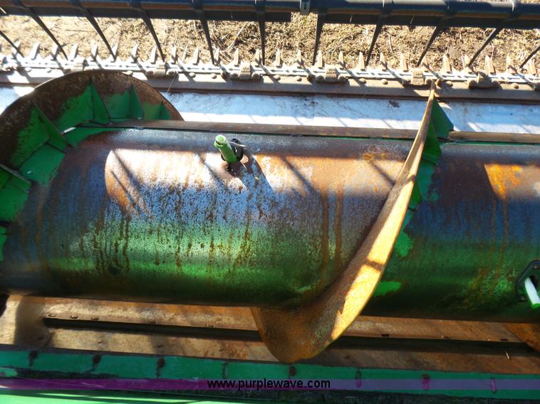 image for item L5394 2000 John Deere 930F flex head