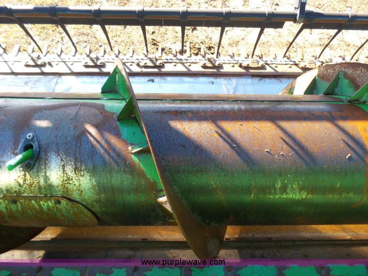 image for item L5394 2000 John Deere 930F flex head