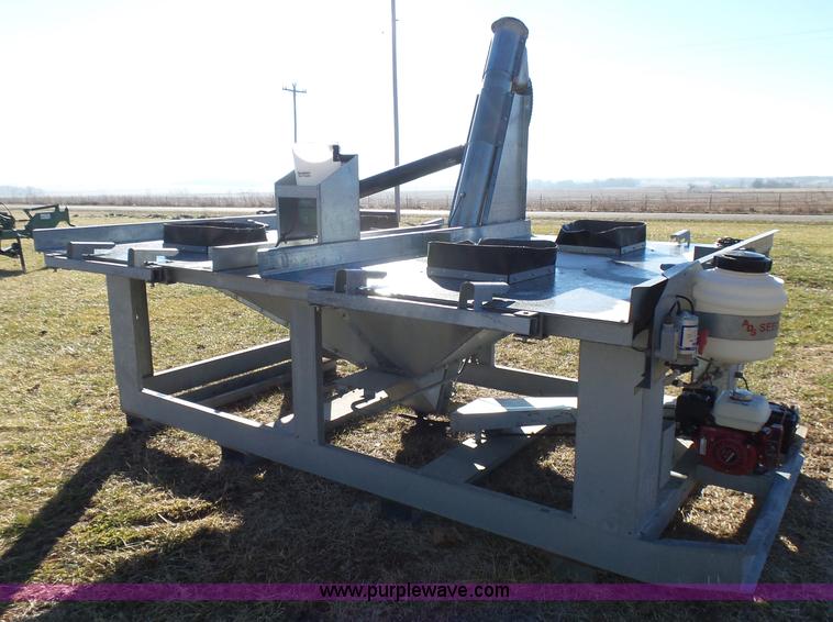 image for item L5396 ADS bulk seed buggy