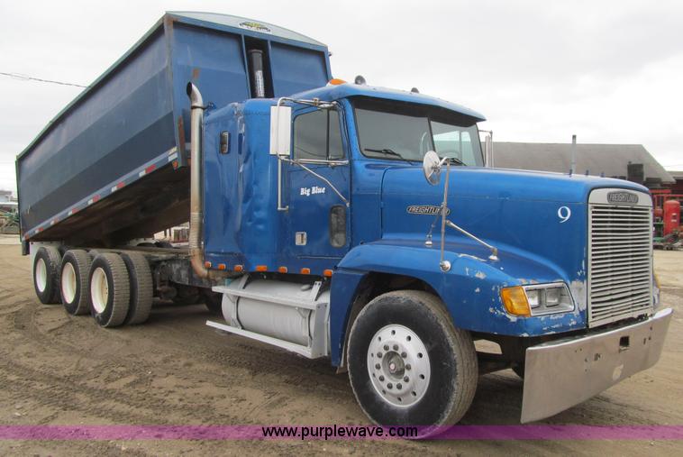 image for item L5520 1990 Freightliner FLD grain truck