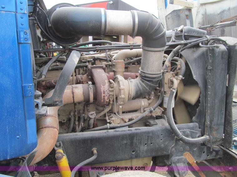 image for item L5520 1990 Freightliner FLD grain truck