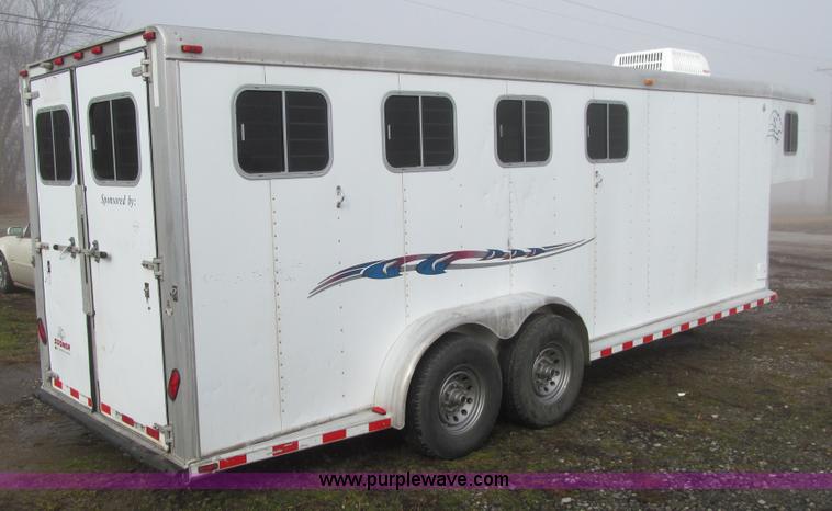 image for item L5526 1999 Sooner livestock trailer