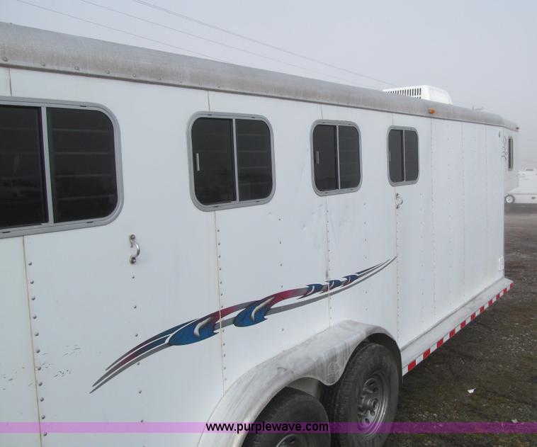 image for item L5526 1999 Sooner livestock trailer
