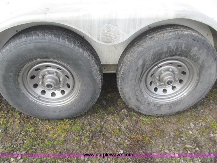 image for item L5526 1999 Sooner livestock trailer