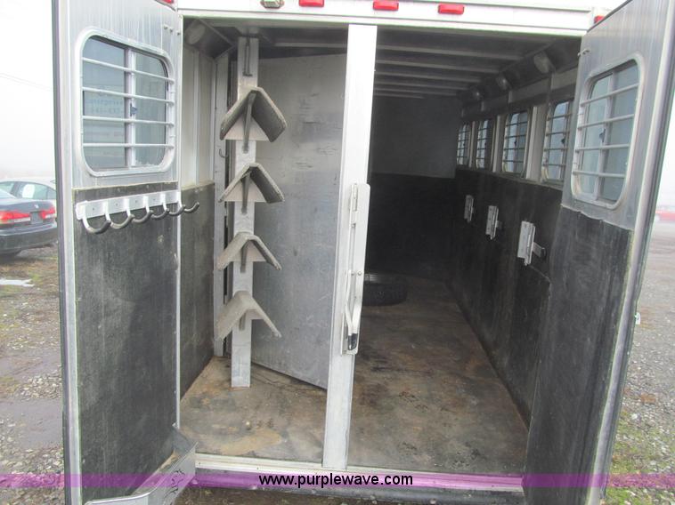 image for item L5526 1999 Sooner livestock trailer