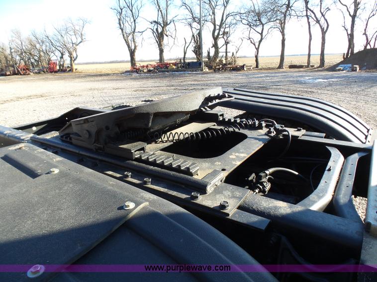 image for item L5749 1994 International 8300 semi truck