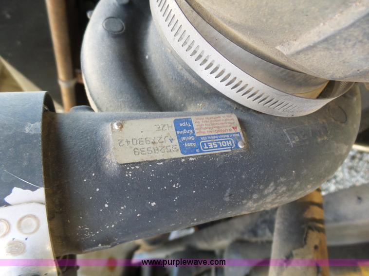 image for item L5749 1994 International 8300 semi truck