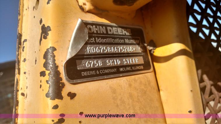 image for item L6101 1988 John Deere 675B skid steer