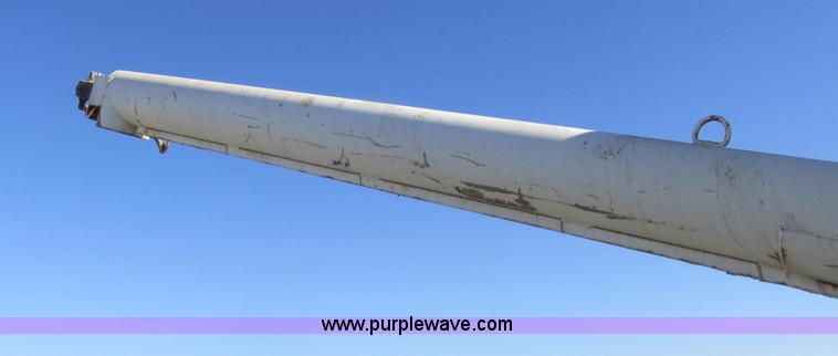 image for item L7008 1989 International 1955 fertilizer tender truck