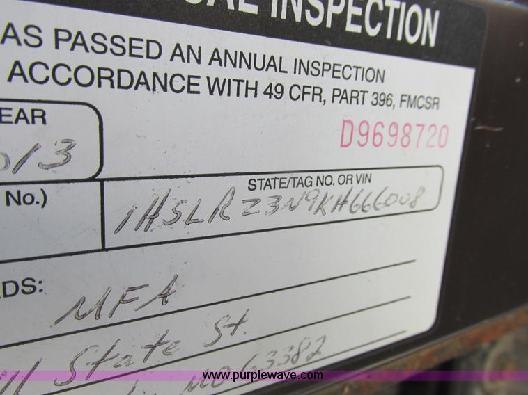 image for item L7008 1989 International 1955 fertilizer tender truck