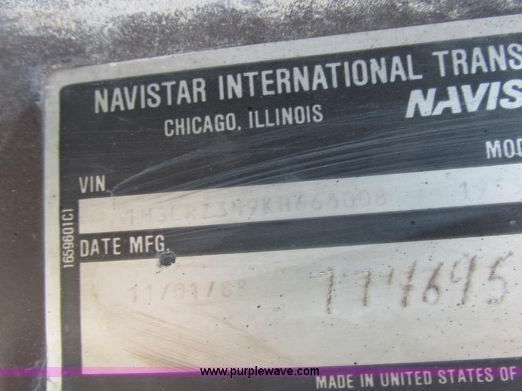 image for item L7008 1989 International 1955 fertilizer tender truck