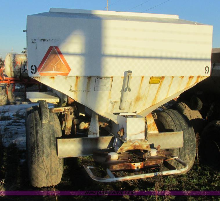 image for item L7015 Fertilizer spreader cart