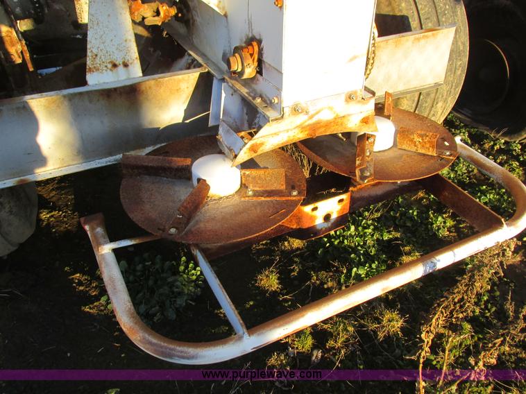 image for item L7015 Fertilizer spreader cart