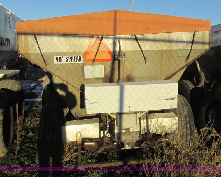 image for item L7016 Fertilizer spreader cart