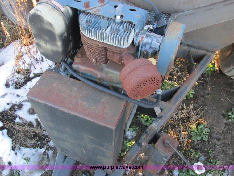 image for item L7016 Fertilizer spreader cart