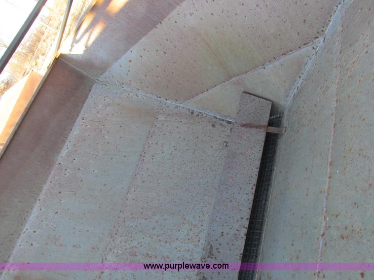 image for item L7017 Fertilizer spreader cart