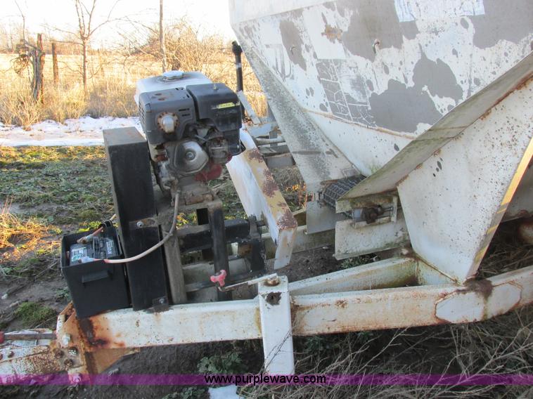 image for item L7017 Fertilizer spreader cart