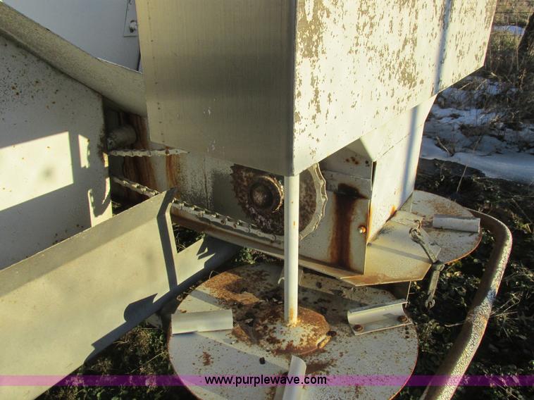 image for item L7018 Fertilizer spreader cart