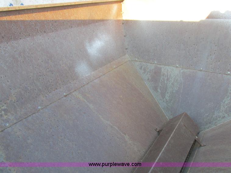 image for item L7018 Fertilizer spreader cart