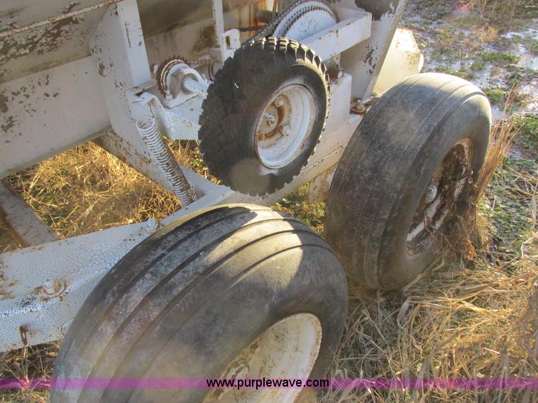 image for item L7018 Fertilizer spreader cart