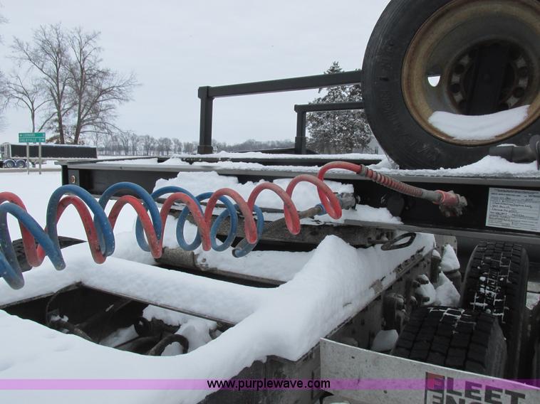 image for item L7024 1993 Jantz combine trailer