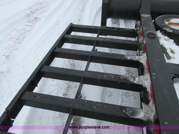 image for item L7024 1993 Jantz combine trailer