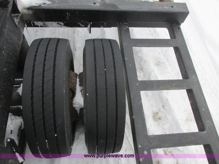 image for item L7024 1993 Jantz combine trailer