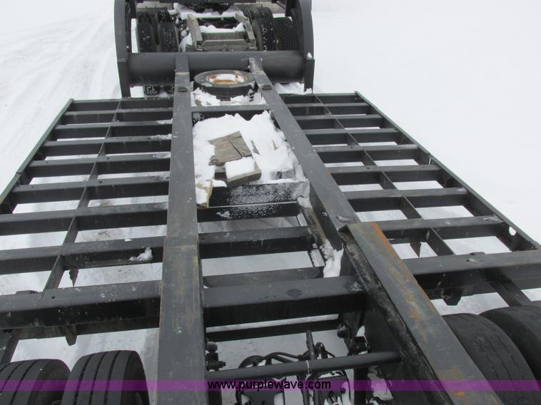 image for item L7024 1993 Jantz combine trailer