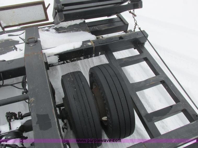 image for item L7024 1993 Jantz combine trailer