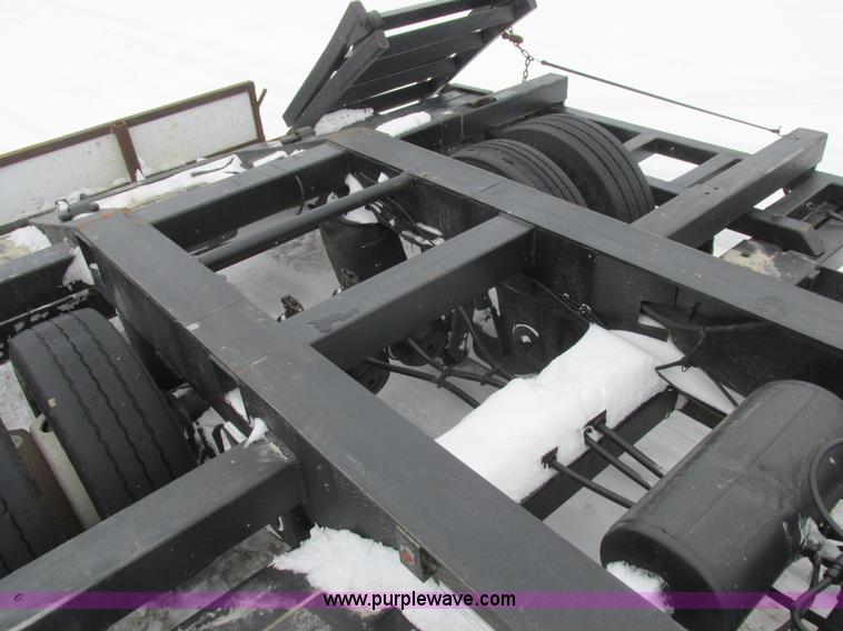 image for item L7024 1993 Jantz combine trailer