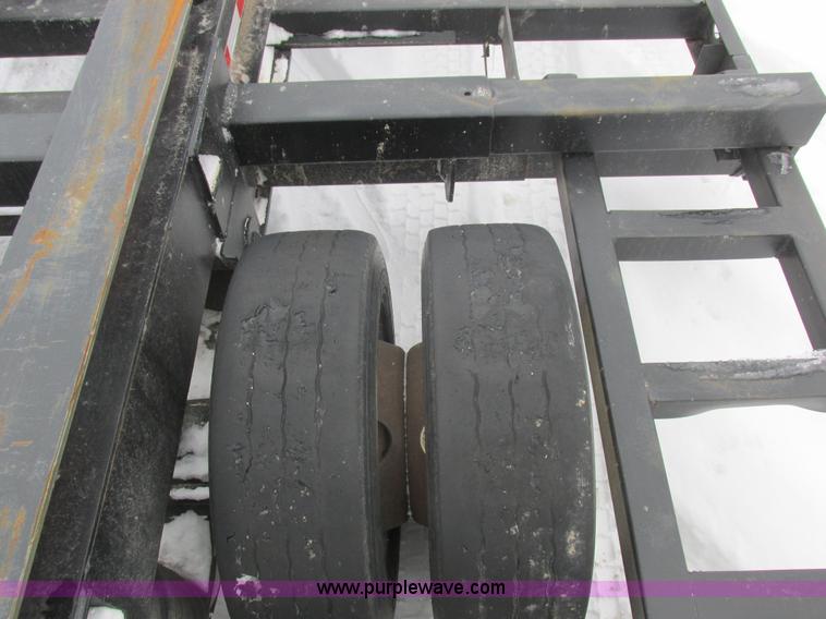 image for item L7024 1993 Jantz combine trailer