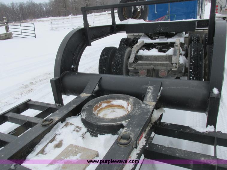 image for item L7024 1993 Jantz combine trailer