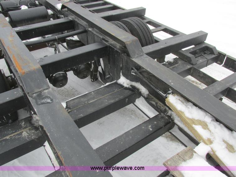 image for item L7024 1993 Jantz combine trailer