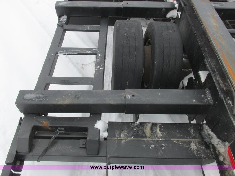 image for item L7024 1993 Jantz combine trailer