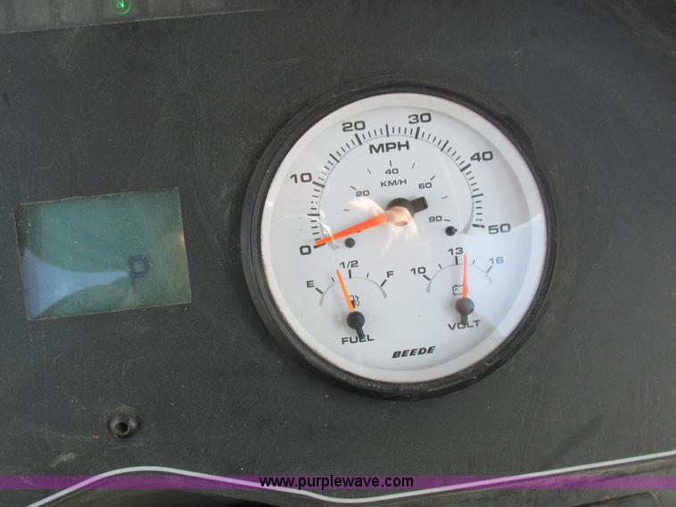 image for item L7043 2005 SpraCoupe 7650 self-propelled sprayer